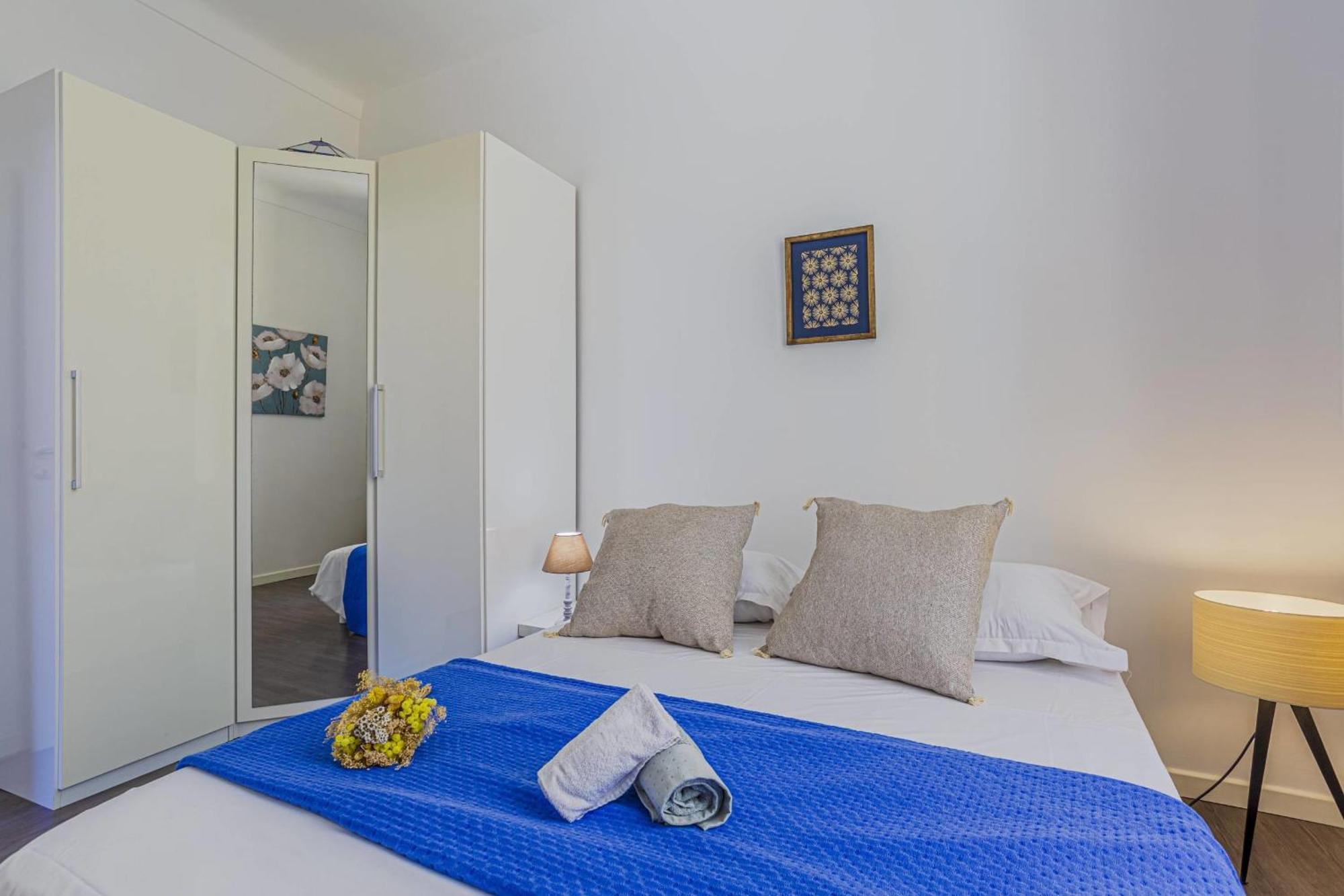 Guisol - Typical 3 Bedroom Ac Near Port *